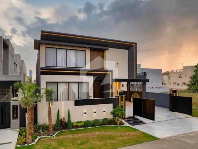 Owner Needy 1 Kanal Most Beautiful Modern Design Bungalow For Sale At Prime Location Reasonable Price