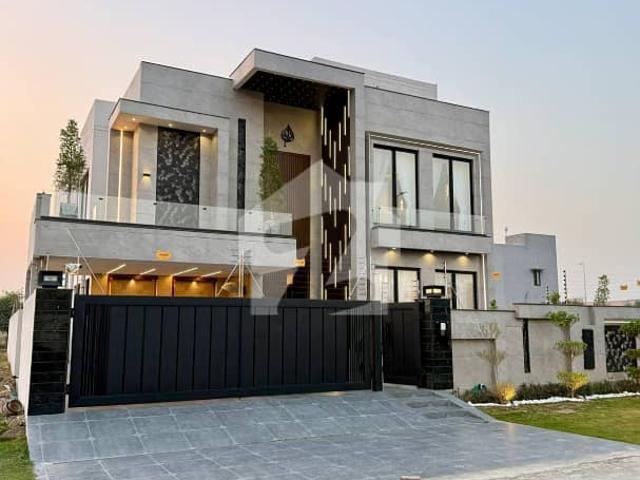 Owner Needy Argent Sale 1 Kanal Owner Build House For Sale In DHA Phase 7 Near defence Raya Reasonable deal