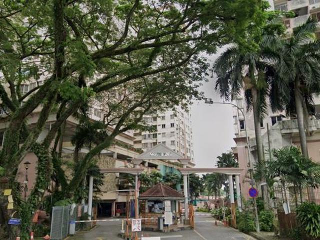 Owner selling Sri Intan 1 Condominium