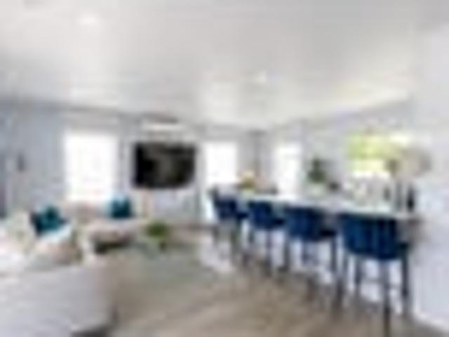 Owners Moving, Must Sell