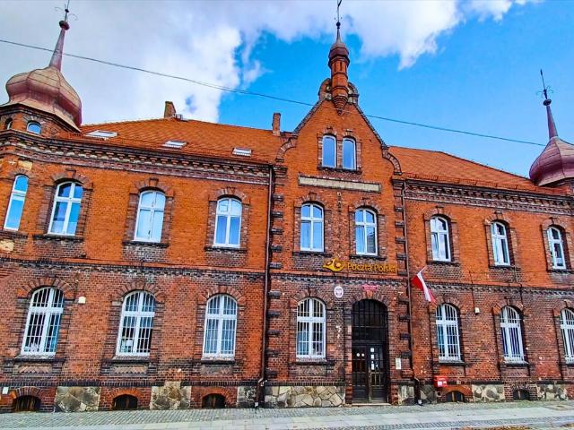 Przestronny lokal 120 m2 na wynajem w centrum Otmuchowa