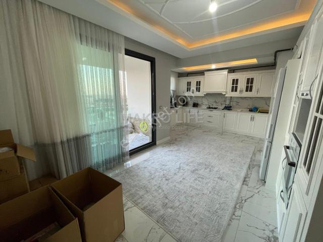 Otogar Arkası 3.5+1 Ultra Lüx 2 Daire Üzeri Havuzlu Acildir
