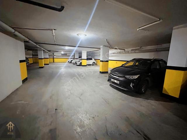 Otoparklı Butik Site İçerisinde Ön Cephe Ara Kat 3+1