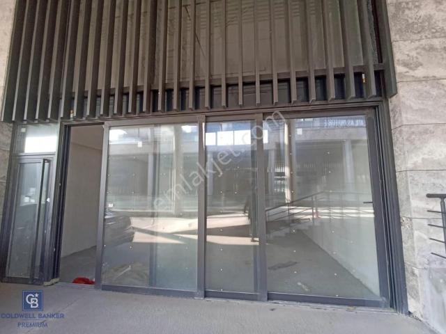 Otorite Şaşmaz'da 80 M2 Kiralık Dükkan