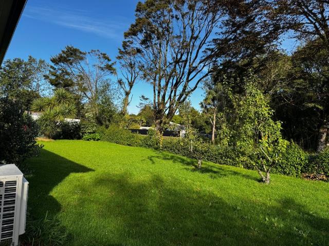 Otatara Oasis with Room to Roam