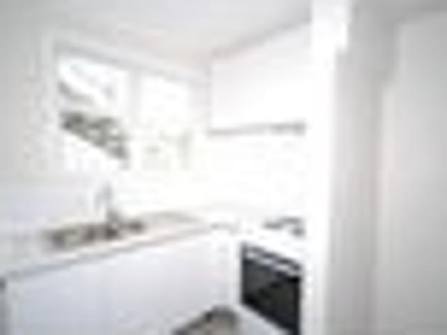 Otahuhu, 2 bedrooms, $480 pw