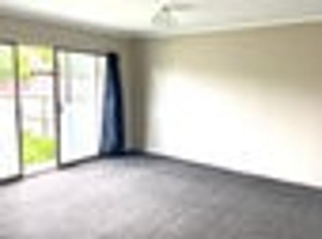 Otahuhu, 2 bedrooms, $495 pw