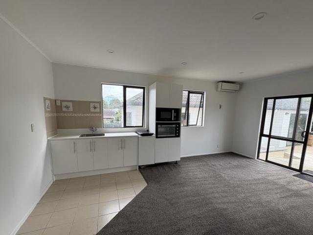 otahuhu, 2 bedrooms