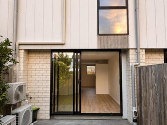otahuhu, 2 bedrooms