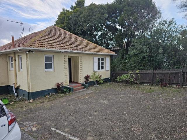 Otahuhu, 5 bedrooms