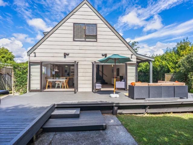 otaki, 4 bedrooms