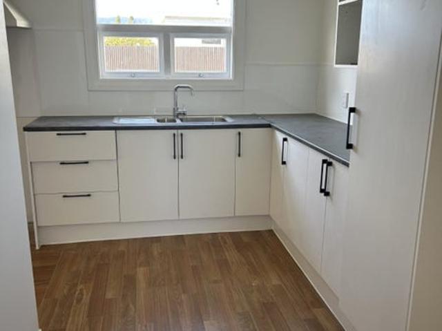 otaki, 2 bedrooms