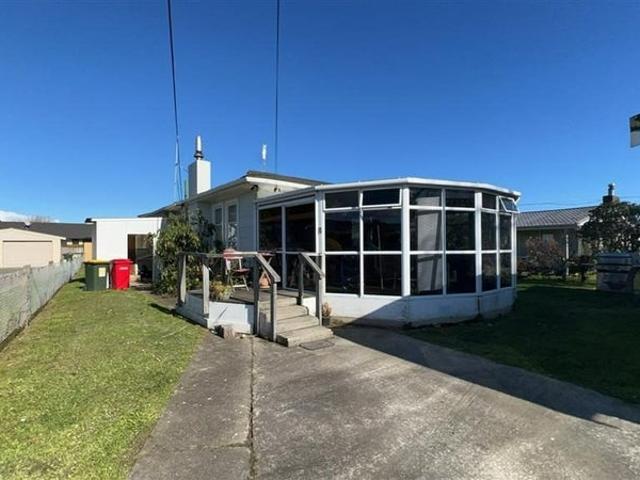 otaki, 2 bedrooms
