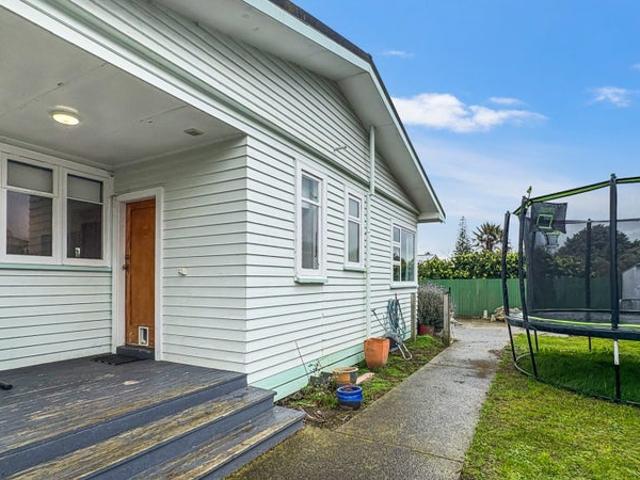 otaki, 3 bedrooms