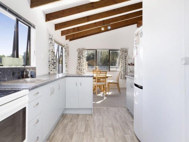 otaki, 3 bedrooms