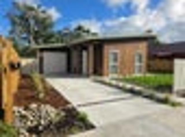 Otaki, 3 bedrooms, $750 pw