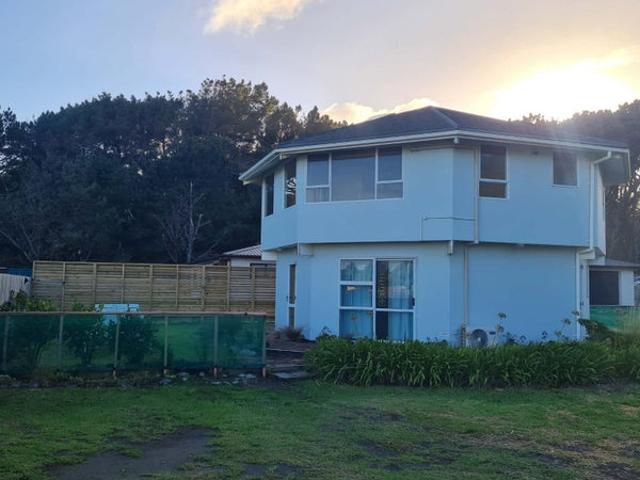otaki beach, 1 bedroom