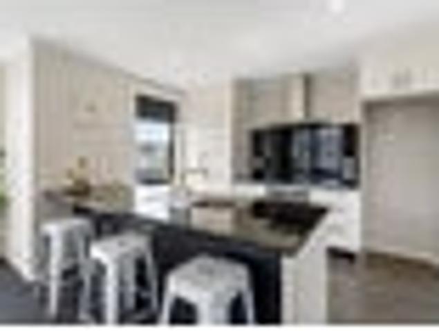 Otaki Beach, 3 bedrooms, $650 pw