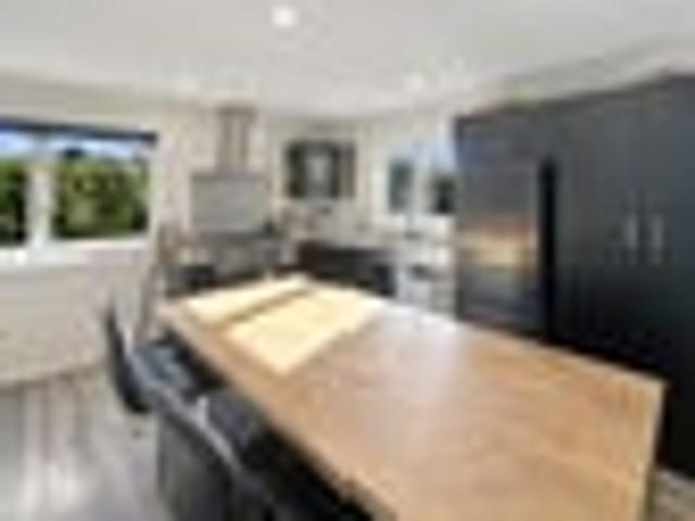 Otaki Beach, 3 bedrooms, $630 pw