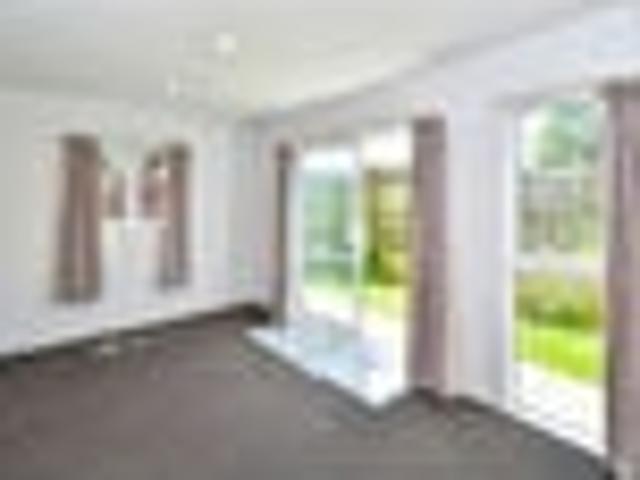 Otara, 4 bedrooms, $800 pw