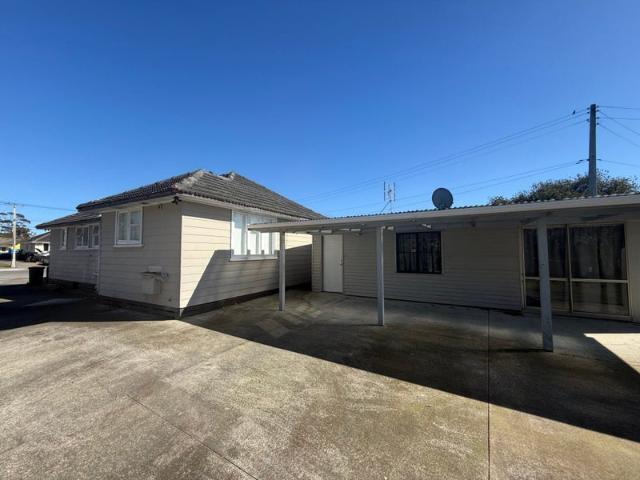 Otara, 6+ bedrooms