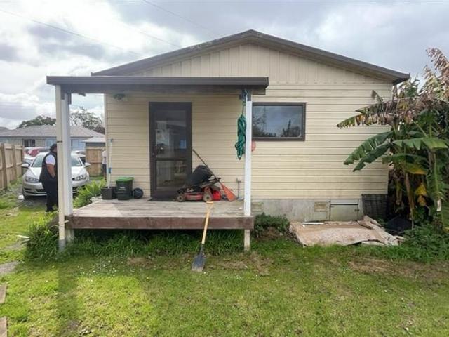 otara, 2 bedrooms