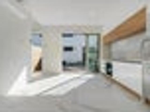 Otara, 2 bedrooms, $570 pw