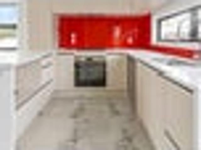 Otara, 2 bedrooms, $650 pw