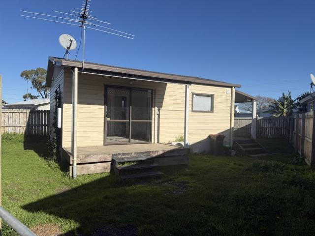otara, 2 bedrooms