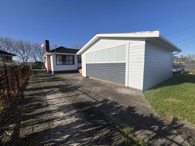 otara, 3 bedrooms