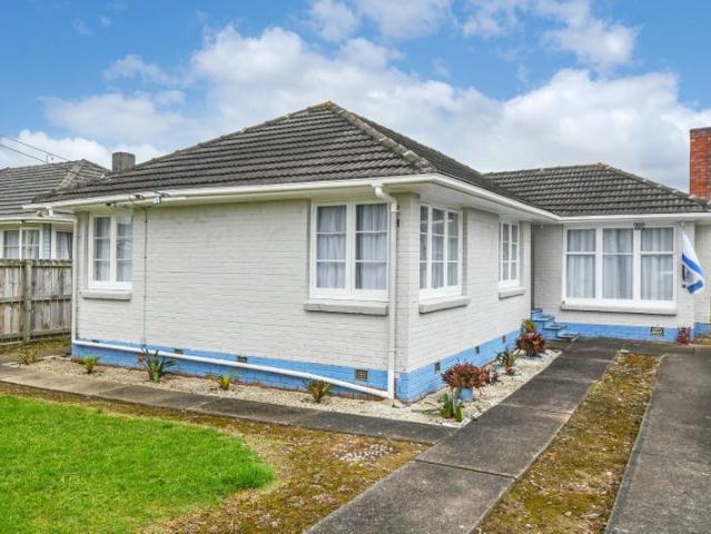 otara, 3 bedrooms