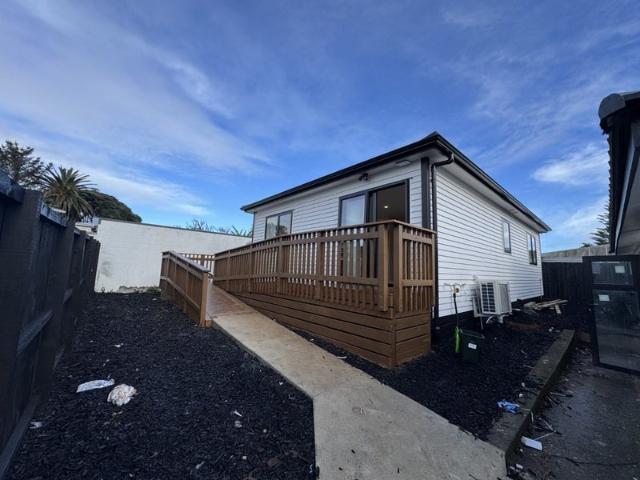 otara, 3 bedrooms