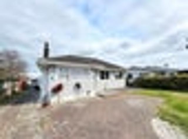 Otara, 3 bedrooms, $650 pw
