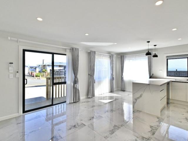 otara, 3 bedrooms