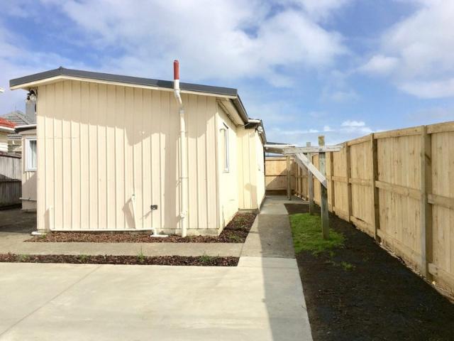 otara, 3 bedrooms