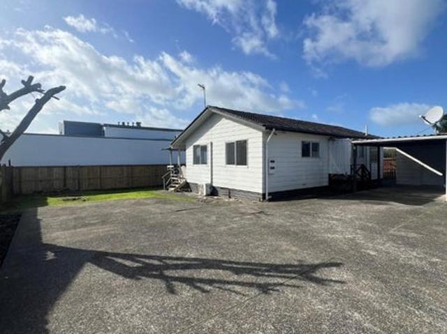 otara, 3 bedrooms