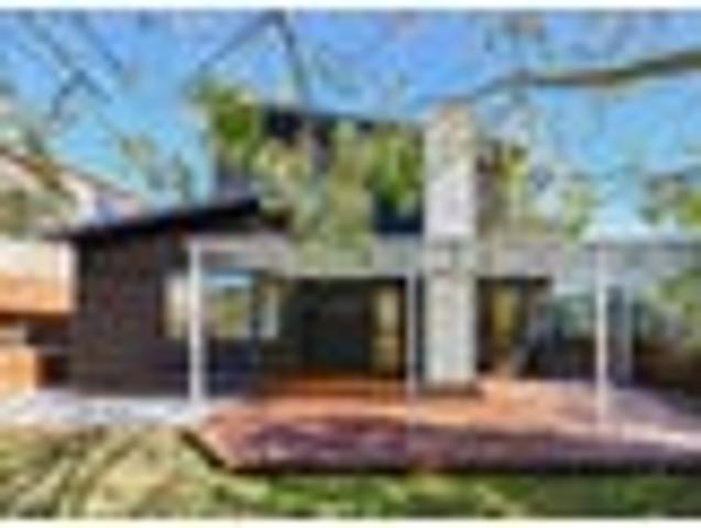 Oteha, 5 bedrooms, $1250 pw