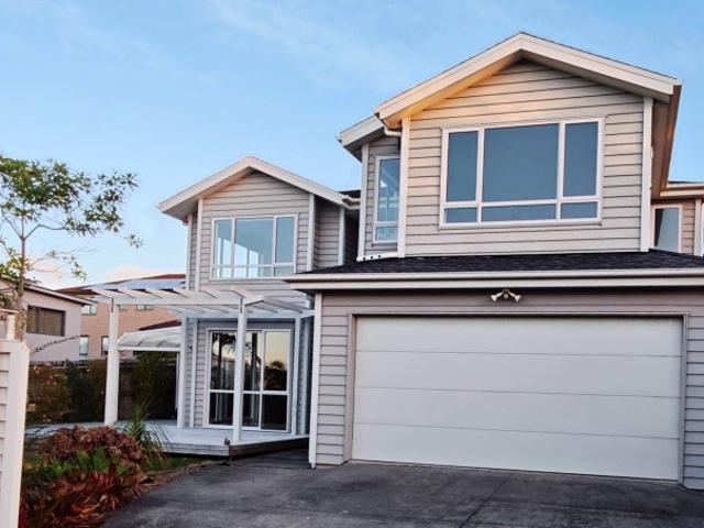 oteha, 6+ bedrooms
