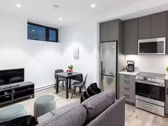 Other Property for rent in Vancouver, Vancouver West, 3256 Wes.