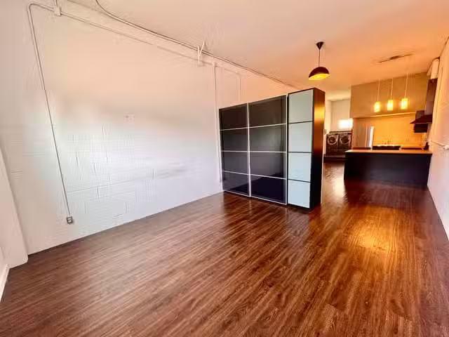 Other Property for rent in Gibsons, Sunshine Coast, 3 626 Shaw.