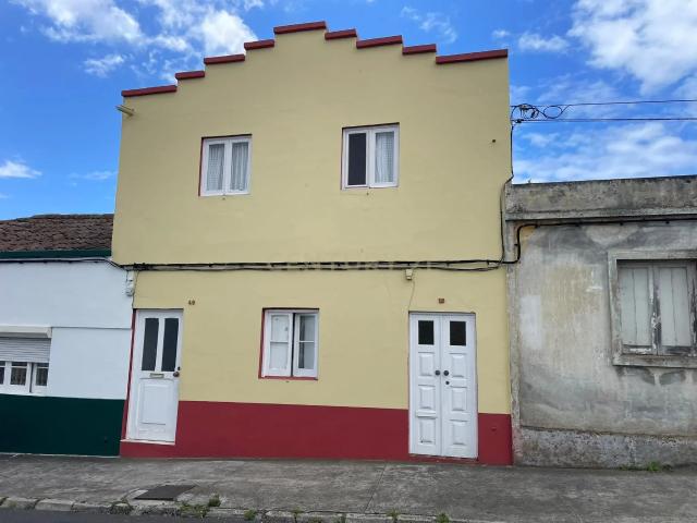 Ótima moradia para reabilitar