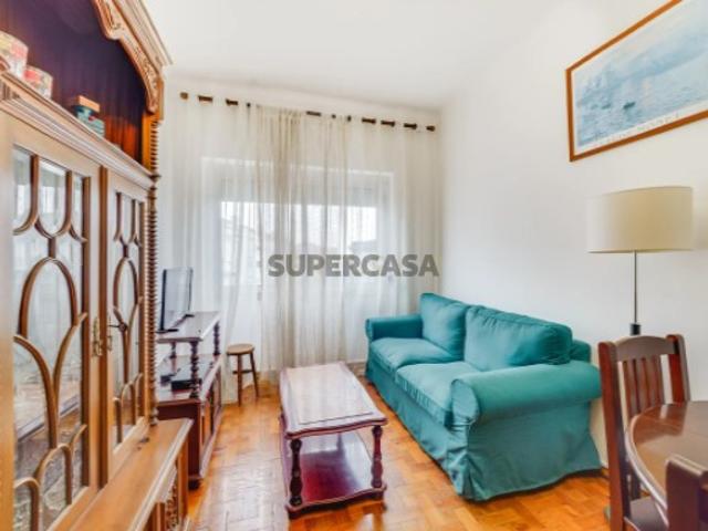 Otimo apartamento T2 AMADORA
