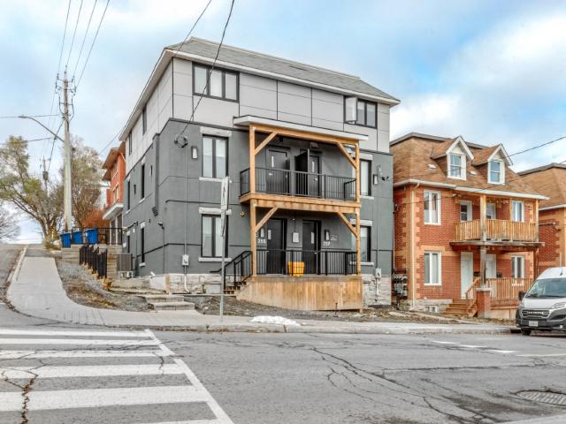 255 Somerset Street East 9 Ottawa, ON K1N 6V5