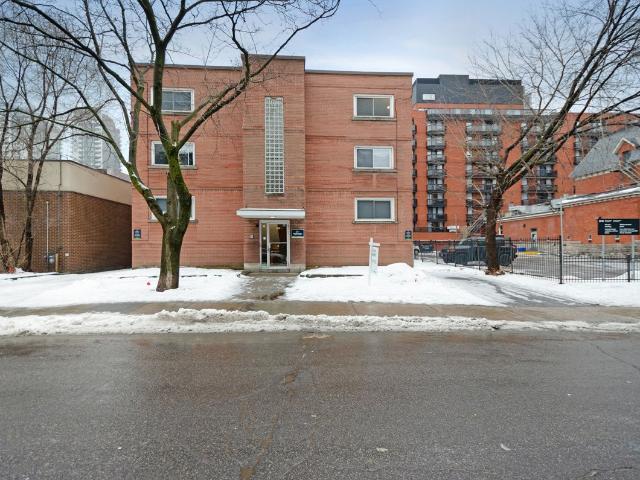 Ottawa, ON K2P 0H7 161 Somerset Street West 11