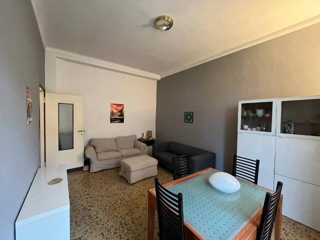 Ottimo 3 locali con servizi e balcone Libero Subito