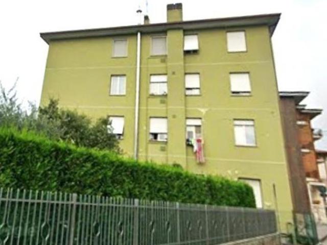 OTTIMO BILOCALE PANORAMICO CON CANTINA A CALOLZIO Sala