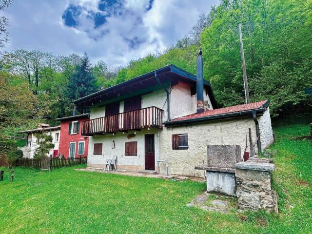 Ottimo investimento: bel rustico in mezzo al verde