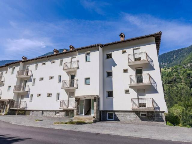 OTTIMO INVESTIMENTO STABILE DI 12 UNITA' A QUINTO