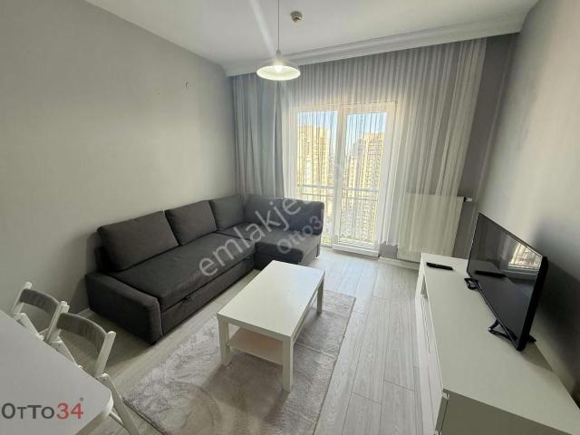 Otto34 'den İnnovia 2 Kiralık Teraslı Eşyalı 1+1 Havuz Cephe