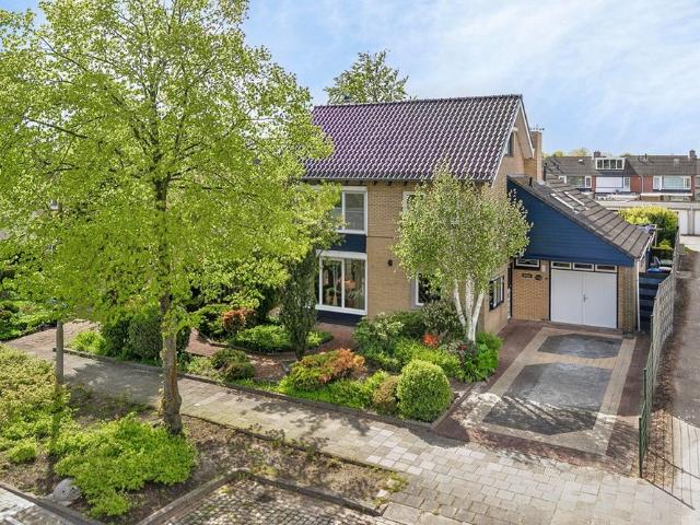 Oudlandsestraat, 22, 4651MD, Steenbergen, Noord Brabant 4651MD